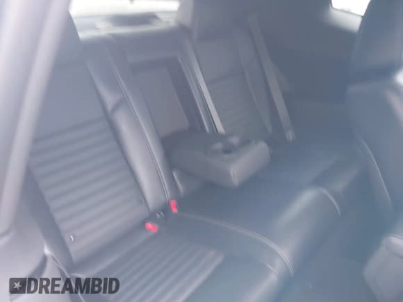 ✅ 2012 Dodge Challenger R/T Plus • VIN: 2C3CDYBT1CH268535 • Lot: 41426901. Wystawiony na IAAI z przebiegiem 6 735 mil. Bezpłatny archiwum sprzedaży aukcyjnych z USA i szczegółowy raport historii pojazdu na DreamBid. Zdjęcie 8.