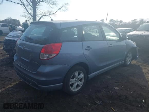 ✅ 2004 Toyota Matrix Std • VIN: 2T1LR32EX4C307376 • Lot: 41652181. Wystawiony na IAAI z przebiegiem 88 645 mil. Bezpłatny archiwum sprzedaży aukcyjnych z USA i szczegółowy raport historii pojazdu na DreamBid. Zdjęcie 4.