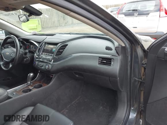 ✅ 2014 Chevrolet Impala LT • VIN: 2G1125S30E9284190 • Лот: 43671497. Опубликован ранее на IAAI с пробегом 276 549 миль. Бесплатный доступ к архиву аукционных продаж из США и подробный отчёт об истории автомобиля на DreamBid. Изображение 5.