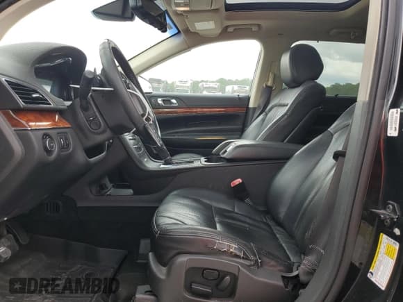 ✅ 2013 Lincoln MKT • VIN: 2LMHJ5FK8DBL51779 • Lot: 54998994. Listed on Copart with 191,871 mi. Free auction sales archive from the USA and detailed vehicle history report at DreamBid. Image 7.