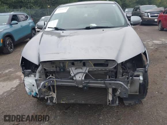 2019 Mitsubishi Outlander ES с VIN JA4AP3AU0KU008446, выставлен на аукционе IAAI как лот 43151555 с пробегом 127 102 миль миль и . История ставок и продаж доступна на DreamBid. Изображение 6.