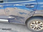 ✅ 2020 Hyundai Santa Fe SE • VIN: 5NMS23AD0LH141404 • Lot: 41870350. Wystawiony na IAAI z przebiegiem 144 109 mil. Bezpłatny archiwum sprzedaży aukcyjnych z USA i szczegółowy raport historii pojazdu na DreamBid. Zdjęcie 6.