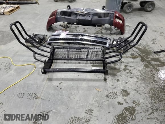 ✅ 2008 Chevrolet Silverado 1500 1LT • VIN: 3GCEK13398G299121 • Lot: 89805085. Listed on Copart with 237,218 mi. Free auction sales archive from the USA and detailed vehicle history report at DreamBid. Image 12.