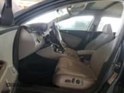 ✅ 2009 Volkswagen Passat Komfort • VIN: WVWJK73C79P049598 • Lot: 86301565. Listed on Copart with 135,722 mi. Free auction sales archive from the USA and detailed vehicle history report at DreamBid. Image 7.