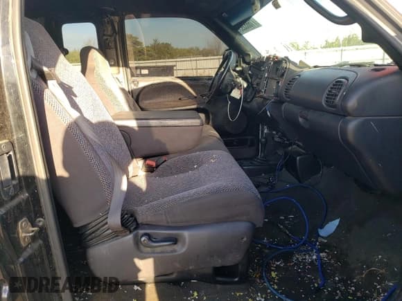 ✅ 2002 Dodge 2500 • VIN: 3B7KF23642M256418 • Лот: 71665395. Опубликован ранее на Copart с пробегом 94 189 миль. Бесплатный доступ к архиву аукционных продаж из США и подробный отчёт об истории автомобиля на DreamBid. Изображение 10.