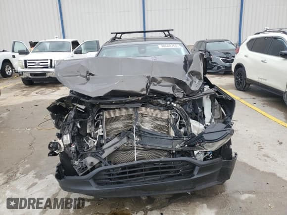 ✅ 2020 GMC Terrain SLE • VIN: 3GKALTEV2LL111758 • Lot: 90668165. Wystawiony na Copart z przebiegiem Nie podano. Bezpłatny archiwum sprzedaży aukcyjnych z USA i szczegółowy raport historii pojazdu na DreamBid. Zdjęcie 5.