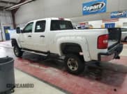 ✅ 2009 Chevrolet Silverado 2500HD LT • VIN: 1GCHK53K89F123515 • Лот: 89904405. Опубликован ранее на Copart с пробегом 193 143 миль. Бесплатный доступ к архиву аукционных продаж из США и подробный отчёт об истории автомобиля на DreamBid. Изображение 2.