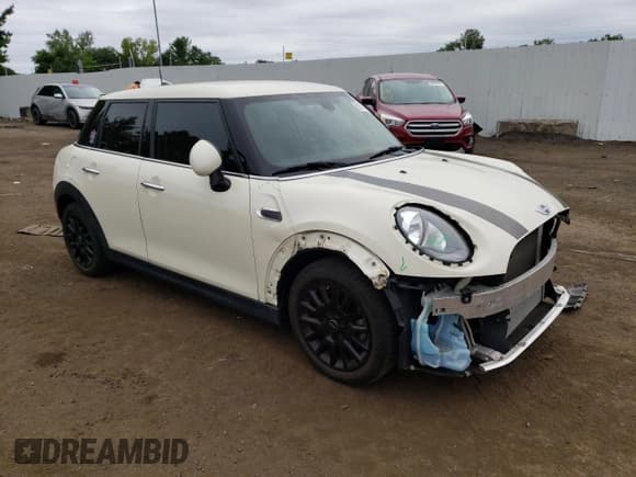 ✅ 2018 MINI Hardtop 4 Door Cooper • VIN: WMWXU1C5XJ2F80959 • Lot: 69179145. Listed on Copart with 44,023 mi. Free auction sales archive from the USA and detailed vehicle history report at DreamBid. Image 4.