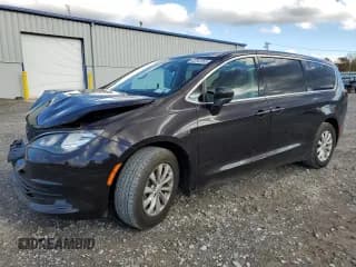✅ 2017 Chrysler Pacifica Touring • VIN: 2C4RC1DG4HR566000 • Lot: 82642855. Wystawiony na Copart z przebiegiem 87 420 mil. Bezpłatny archiwum sprzedaży aukcyjnych z USA i szczegółowy raport historii pojazdu na DreamBid. Zdjęcie 1.