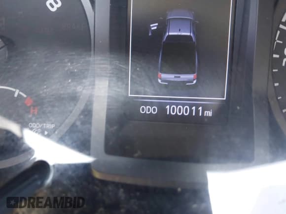 ✅ 2020 Toyota Tacoma SR • VIN: 5TFRX5GN2LX177453 • Lot: 43285689. Wystawiony na IAAI z przebiegiem 100 011 mil. Bezpłatny archiwum sprzedaży aukcyjnych z USA i szczegółowy raport historii pojazdu na DreamBid. Zdjęcie 16.