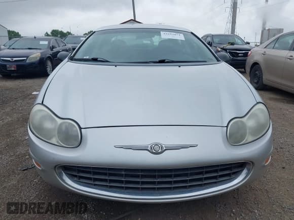 ✅ 2001 Chrysler Concorde LX • VIN: 2C3HD46R51H542636 • Lot: 42652071. Wystawiony na IAAI z przebiegiem 73 429 mil. Bezpłatny archiwum sprzedaży aukcyjnych z USA i szczegółowy raport historii pojazdu na DreamBid. Zdjęcie 12.