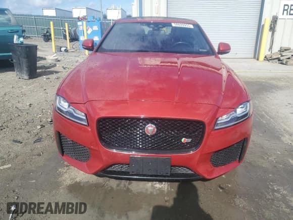 ✅ 2016 Jaguar XF S • VIN: SAJBM4BV6GCY16976 • Lot: 50699955. Wystawiony na Copart z przebiegiem 80 804 mil. Bezpłatny archiwum sprzedaży aukcyjnych z USA i szczegółowy raport historii pojazdu na DreamBid. Zdjęcie 5.