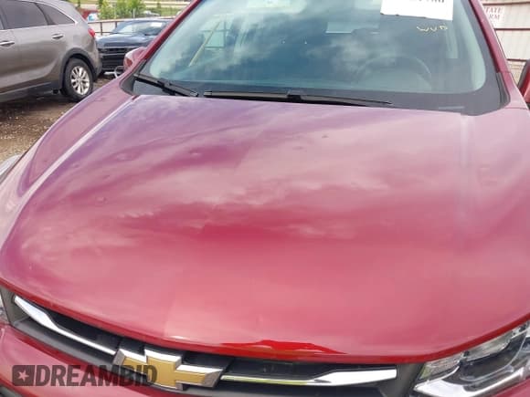 ✅ 2021 Chevrolet Trax LS • VIN: KL7CJNSB4MB352494 • Lot: 42561780. Listed on IAAI with 39,442 mi. Free auction sales archive from the USA and detailed vehicle history report at DreamBid. Image 6.