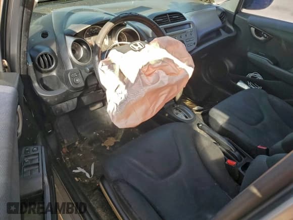 ✅ 2009 Honda Fit Sport • VIN: JHMGE88459C007414 • Lot: 96312345. Listed on Copart with Not provided. Free auction sales archive from the USA and detailed vehicle history report at DreamBid. Image 8.