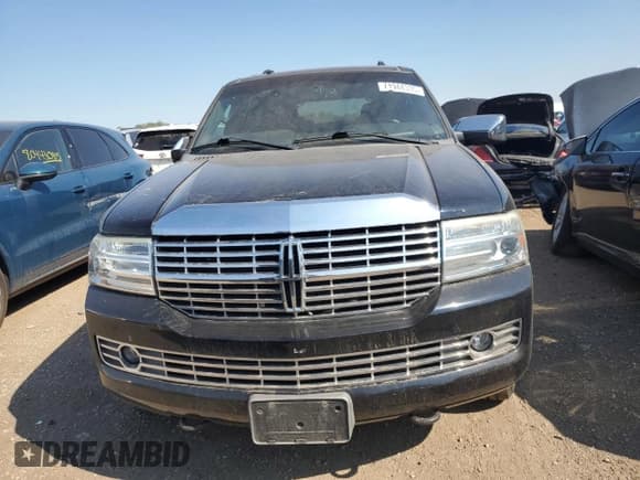 ✅ 2008 Lincoln Navigator • VIN: 5LMFL28538LJ19922 • Lot: 71944335. Listed on Copart with 181,037 mi. Free auction sales archive from the USA and detailed vehicle history report at DreamBid. Image 5.