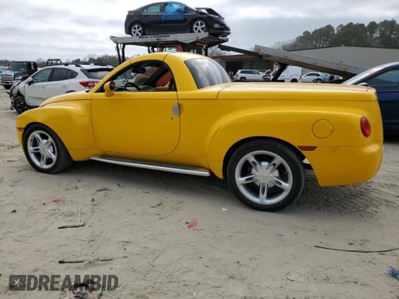 ✅ 2004 Chevrolet SSR LS • VIN: 1GCES14P94B103652 • Lot: 49333685. Wystawiony na Copart z przebiegiem 28 415 mil. Bezpłatny archiwum sprzedaży aukcyjnych z USA i szczegółowy raport historii pojazdu na DreamBid. Zdjęcie 2.