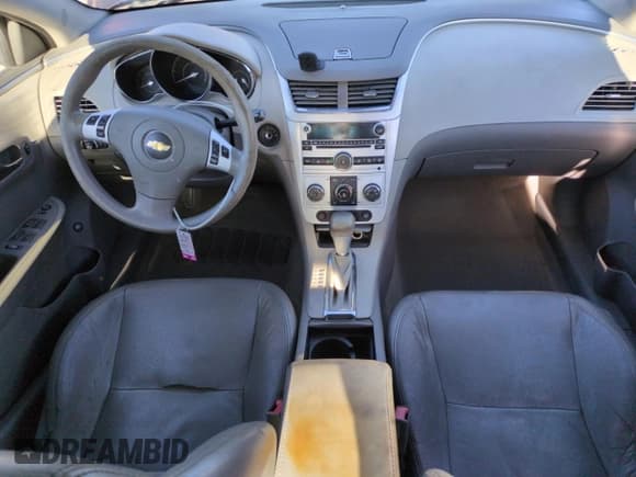 ✅ 2011 Chevrolet Malibu 1LS • VIN: 1G1ZB5E16BF335952 • Lot: 68366575. Listed on Copart with 196,084 mi. Free auction sales archive from the USA and detailed vehicle history report at DreamBid. Image 8.