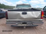 ✅ 1999 Chevrolet Silverado 1500 LS • VIN: 1GCEC14V7XZ167910 • Lot: 43324625. Wystawiony na IAAI z przebiegiem Nie podano. Bezpłatny archiwum sprzedaży aukcyjnych z USA i szczegółowy raport historii pojazdu na DreamBid. Zdjęcie 6.