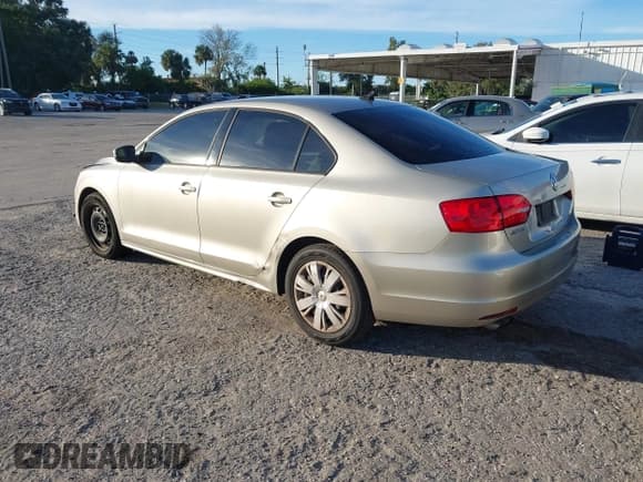 ✅ 2014 Volkswagen Jetta SE • VIN: 3VWD07AJ9EM229277 • Lot: 43678018. Wystawiony na IAAI z przebiegiem 166 717 mil. Bezpłatny archiwum sprzedaży aukcyjnych z USA i szczegółowy raport historii pojazdu na DreamBid. Zdjęcie 3.