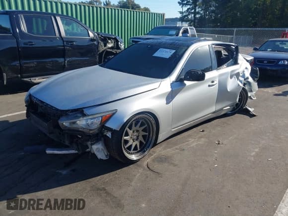 ✅ 2017 Infiniti Q50 Premium • VIN: JN1EV7APXHM736320 • Лот: 43371174. Опубликован ранее на IAAI с пробегом 138 875 миль. Бесплатный доступ к архиву аукционных продаж из США и подробный отчёт об истории автомобиля на DreamBid. Изображение 22.