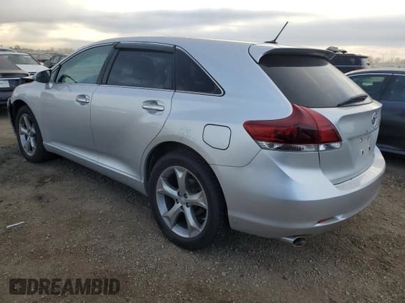 ✅ 2014 Toyota Venza LE • VIN: 4T3ZK3BB9EU065465 • Lot: 91114695. Listed on Copart with 85,031 mi. Free auction sales archive from the USA and detailed vehicle history report at DreamBid. Image 2.