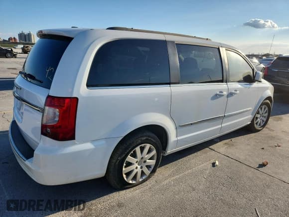 ✅ 2014 Chrysler Town & Country Touring • VIN: 2C4RC1BG7ER434038 • Lot: 92195705. Wystawiony na Copart z przebiegiem 163 909 mil. Bezpłatny archiwum sprzedaży aukcyjnych z USA i szczegółowy raport historii pojazdu na DreamBid. Zdjęcie 3.