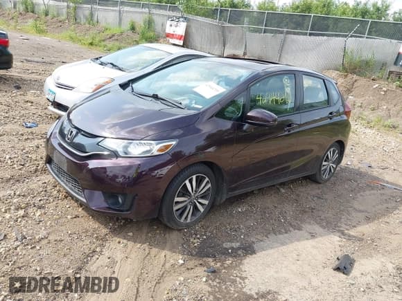 ✅ 2017 Honda Fit EX • VIN: 3HGGK5G77HM700682 • Lot: 42944210. Listed on IAAI with 206,349 mi. Free auction sales archive from the USA and detailed vehicle history report at DreamBid. Image 17.