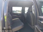 ✅ 2020 Chevrolet Silverado 1500 LT • VIN: 3GCUYDED2LG227493 • Lot: 42639439. Wystawiony na IAAI z przebiegiem 111 273 mil. Bezpłatny archiwum sprzedaży aukcyjnych z USA i szczegółowy raport historii pojazdu na DreamBid. Zdjęcie 8.