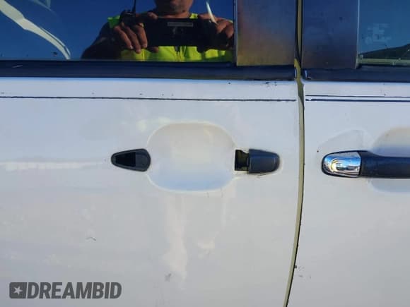 ✅ 2006 Toyota Sienna LE • VIN: 5TDZA23C46S462508 • Lot: 43611280. Wystawiony na IAAI z przebiegiem 256 961 mil. Bezpłatny archiwum sprzedaży aukcyjnych z USA i szczegółowy raport historii pojazdu na DreamBid. Zdjęcie 14.