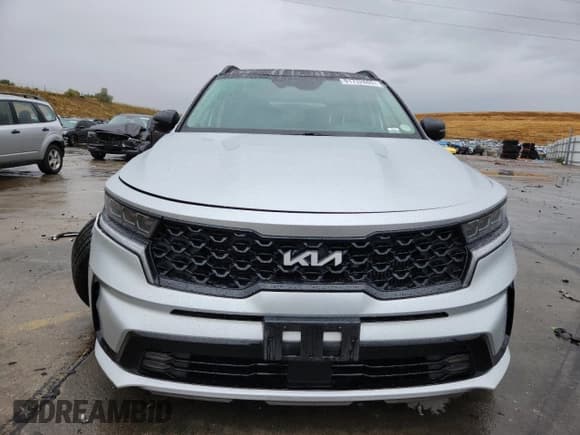 ✅ 2022 Kia Sorento SX • VIN: 5XYRKDLF6NG076185 • Lot: 81732805. Listed on Copart with 80,793 mi. Free auction sales archive from the USA and detailed vehicle history report at DreamBid. Image 5.