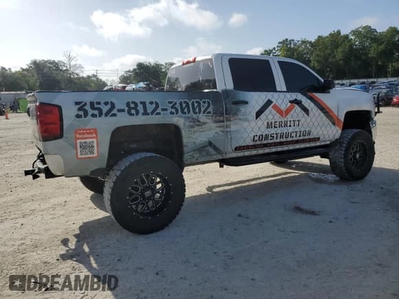✅ 2015 Chevrolet Silverado 2500HD LT • VIN: 1GC1KVE83FF151446 • Lot: 64519215. Listed on Copart with 243,894 mi. Free auction sales archive from the USA and detailed vehicle history report at DreamBid. Image 3.