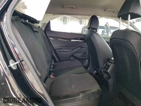 ✅ 2023 Kia Seltos S • VIN: KNDEU2AAXP7405359 • Lot: 93447365. Wystawiony na Copart z przebiegiem 28 742 mil. Bezpłatny archiwum sprzedaży aukcyjnych z USA i szczegółowy raport historii pojazdu na DreamBid. Zdjęcie 11.