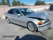 2001 BMW 3 Series 330i с VIN WBAAV53421JS91417, выставлен на аукционе IAAI как лот 43567041 с пробегом 273 858 миль миль и . История ставок и продаж доступна на DreamBid. Изображение 1.