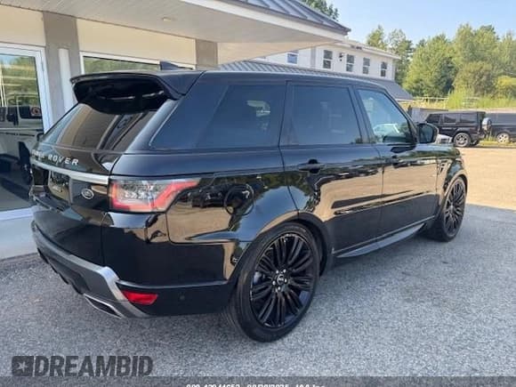 ✅ 2020 Land Rover Range Rover Sport HSE • VIN: SALWR2SU9LA899587 • Lot: 42944652. Wystawiony na IAAI z przebiegiem 154 783 mil. Bezpłatny archiwum sprzedaży aukcyjnych z USA i szczegółowy raport historii pojazdu na DreamBid. Zdjęcie 4.