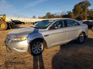 ✅ 2011 Ford Taurus SE • VIN: 1FAHP2DW4BG146636 • Лот: 89616405. Опубликован ранее на Copart с пробегом 96 947 миль. Бесплатный доступ к архиву аукционных продаж из США и подробный отчёт об истории автомобиля на DreamBid. Изображение 1.
