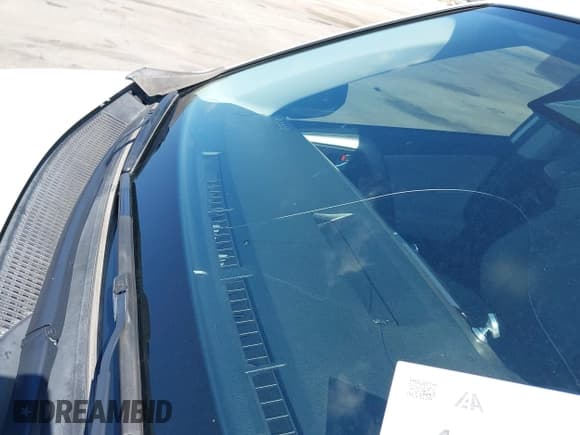 ✅ 2016 Toyota RAV4 Limited • VIN: JTMDJREV2GD033723 • Лот: 43278225. Опубликован ранее на IAAI с пробегом 148 812 миль. Бесплатный доступ к архиву аукционных продаж из США и подробный отчёт об истории автомобиля на DreamBid. Изображение 18.