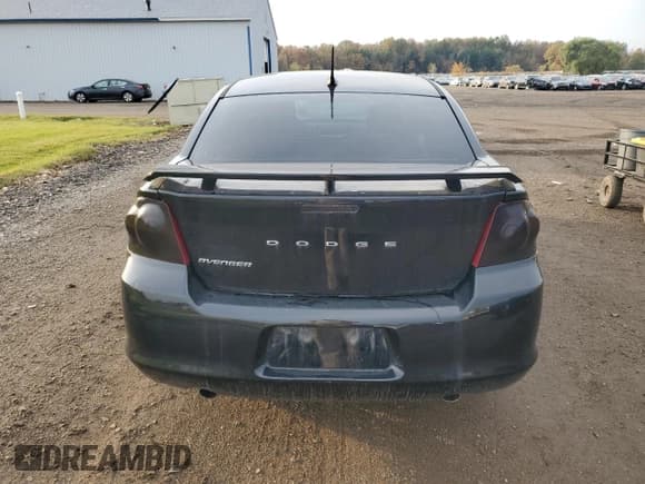 ✅ 2014 Dodge Avenger SE • VIN: 1C3CDZAG2EN133052 • Lot: 77150724. Wystawiony na Copart z przebiegiem 124 168 mil. Bezpłatny archiwum sprzedaży aukcyjnych z USA i szczegółowy raport historii pojazdu na DreamBid. Zdjęcie 6.