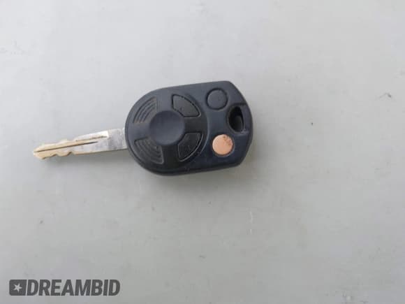 ✅ 2009 Lincoln MKS • VIN: 1LNHM93R89G622707 • Lot: 43283991. Listed on IAAI with 226,393 mi. Free auction sales archive from the USA and detailed vehicle history report at DreamBid. Image 11.