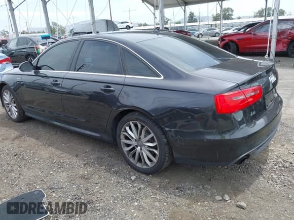 ✅ 2014 Audi A6 Prestige • VIN: WAUHGBFC2EN115704 • Lot: 42233651. Listed on IAAI with 140,079 mi. Free auction sales archive from the USA and detailed vehicle history report at DreamBid. Image 3.