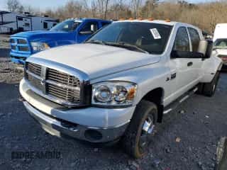 2007 Dodge 3500 SLT z VIN 3D7MX49C17G732585, wystawiony jako Copart lot #88399085 z przebiegiem Nie podano mil oraz Szkoda całkowita • Salvage title. Historia ofert i sprzedaży dostępna na DreamBid. Obrazek 1.