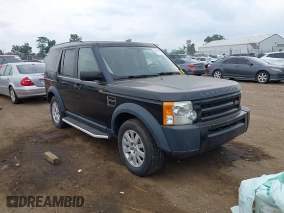 ✅ 2006 Land Rover LR3 SE • VIN: SALAE25436A403902 • Lot: 42680247. Listed on IAAI with 111,605 mi. Free auction sales archive from the USA and detailed vehicle history report at DreamBid. Image 1.
