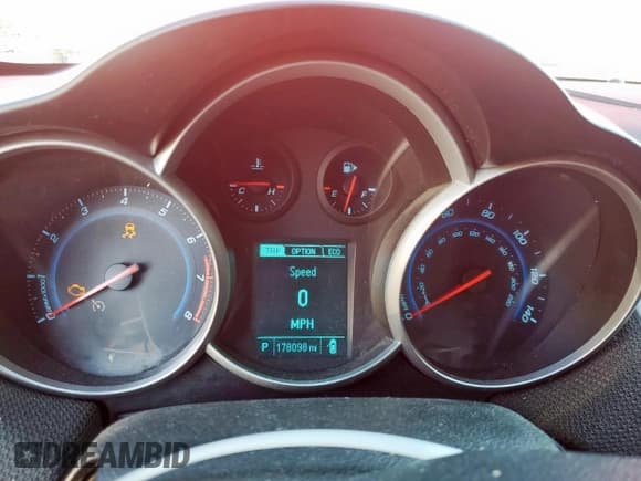 ✅ 2014 Chevrolet Cruze ECO • VIN: 1G1PH5SB8E7445547 • Lot: 84943215. Listed on Copart with 178,098 mi. Free auction sales archive from the USA and detailed vehicle history report at DreamBid. Image 9.