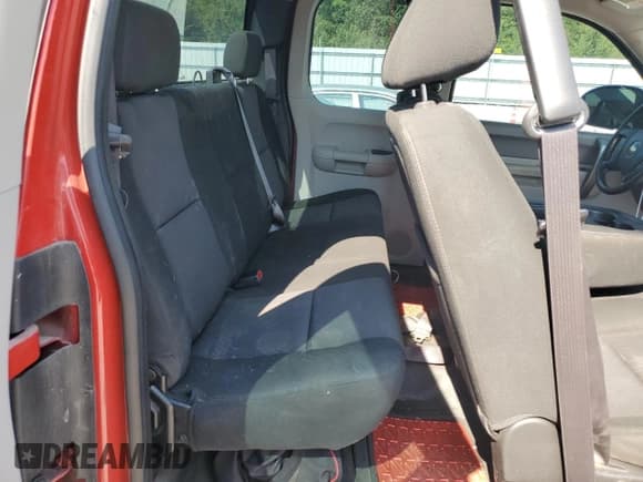 ✅ 2012 Chevrolet Silverado 2500HD Work Truck • VIN: 1GC2KVCG7CZ317864 • Lot: 67939835. Wystawiony na Copart z przebiegiem 177 568 mil. Bezpłatny archiwum sprzedaży aukcyjnych z USA i szczegółowy raport historii pojazdu na DreamBid. Zdjęcie 10.