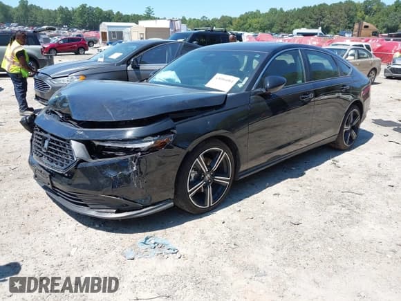 ✅ 2025 Honda Accord Sport • VIN: 1HGCY2F57SA016487 • Lot: 43086084. Listed on IAAI with 13,453 mi. Free auction sales archive from the USA and detailed vehicle history report at DreamBid. Image 2.