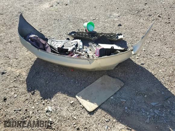 2001 Toyota Highlander с VIN JTEGD21AX10012739, выставлен на аукционе Copart как лот 81679264 с пробегом 307 864 миль миль и Списание • Salvage title. История ставок и продаж доступна на DreamBid. Изображение 15.