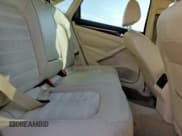 ✅ 2014 Volkswagen Passat SEL Premium • VIN: 1VWCM7A37EC095677 • Lot: 80901495. Wystawiony na Copart z przebiegiem 131 498 mil. Bezpłatny archiwum sprzedaży aukcyjnych z USA i szczegółowy raport historii pojazdu na DreamBid. Zdjęcie 10.