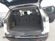 ✅ 2018 Chevrolet Traverse Premier • VIN: 1GNEVJKW7JJ252524 • Lot: 43318243. Wystawiony na IAAI z przebiegiem 118 153 mil. Bezpłatny archiwum sprzedaży aukcyjnych z USA i szczegółowy raport historii pojazdu na DreamBid. Zdjęcie 18.