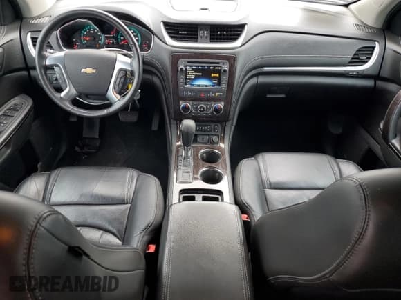 ✅ 2016 Chevrolet Traverse LTZ • VIN: 1GNKVJKD9GJ182924 • Lot: 82624905. Wystawiony na Copart z przebiegiem 97 724 mil. Bezpłatny archiwum sprzedaży aukcyjnych z USA i szczegółowy raport historii pojazdu na DreamBid. Zdjęcie 8.