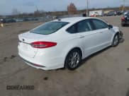 ✅ 2017 Ford Fusion SE • VIN: 3FA6P0H70HR301537 • Lot: 43724283. Wystawiony na IAAI z przebiegiem 97 611 mil. Bezpłatny archiwum sprzedaży aukcyjnych z USA i szczegółowy raport historii pojazdu na DreamBid. Zdjęcie 4.