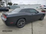 ✅ 2010 Dodge Challenger SE • VIN: 2B3CJ4DV9AH138710 • Lot: 93594685. Wystawiony na Copart z przebiegiem 164 990 mil. Bezpłatny archiwum sprzedaży aukcyjnych z USA i szczegółowy raport historii pojazdu na DreamBid. Zdjęcie 3.